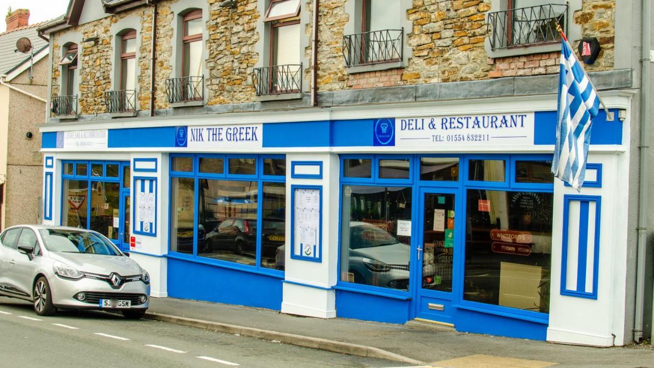 Nik The Greek Bed & Breakfast Burry Port Exterior foto