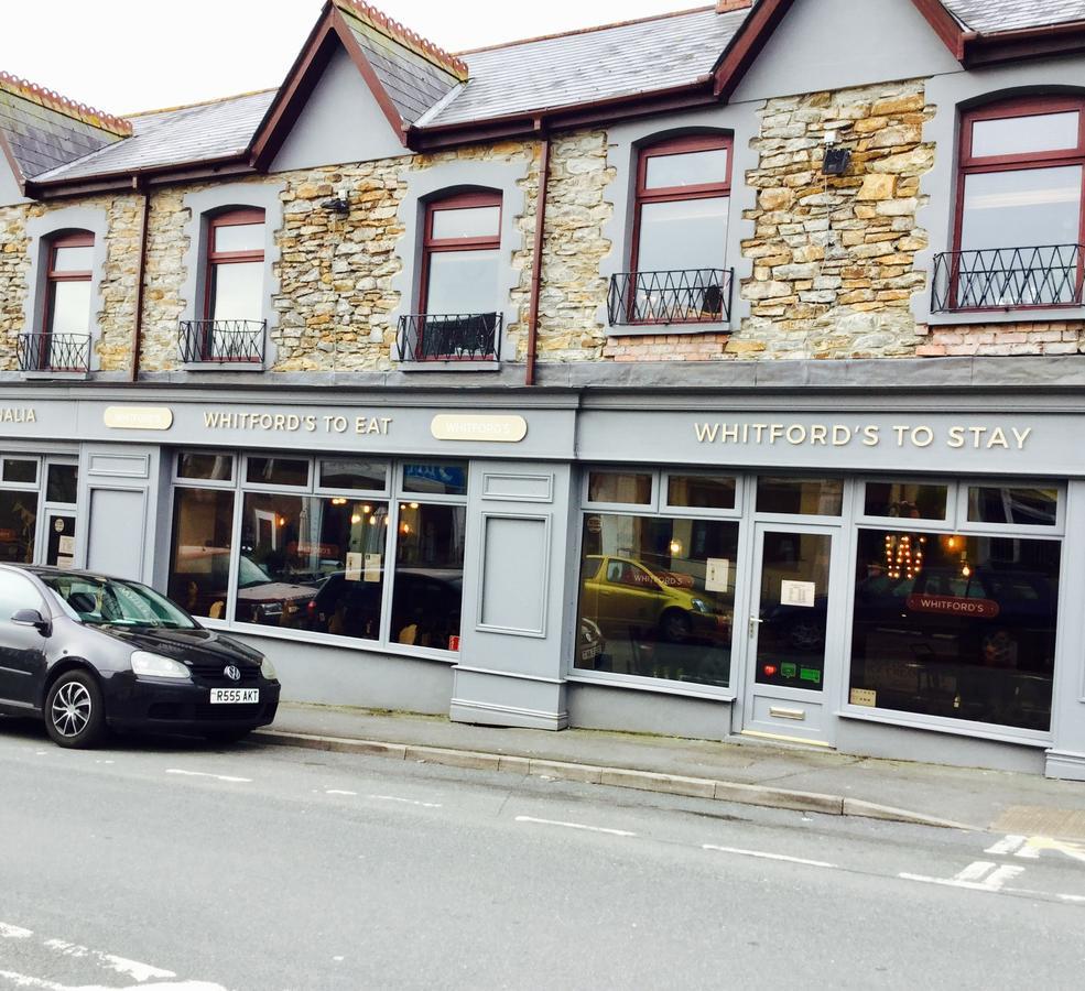 Nik The Greek Bed & Breakfast Burry Port Exterior foto